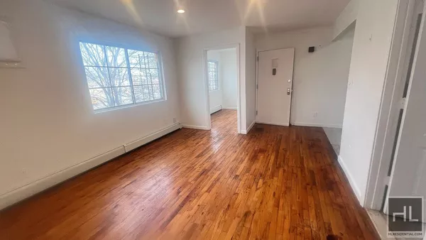 3 bedrooms apartment for rent in East New York - Brooklyn, New York