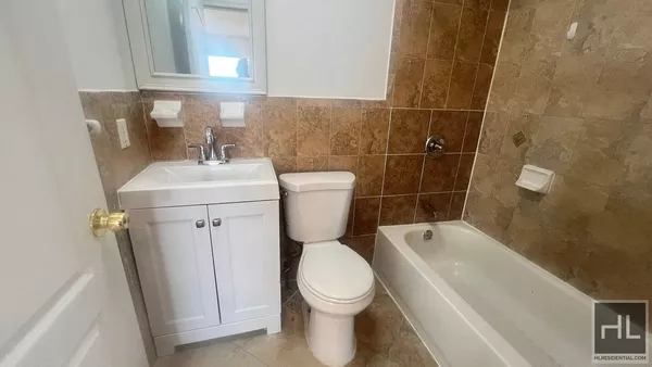 3 bedrooms apartment for rent in East New York - Brooklyn, New York