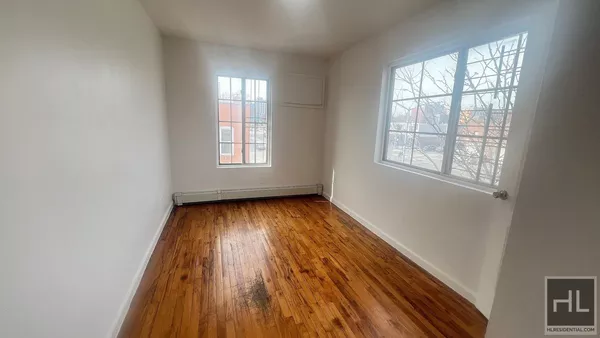 3 bedrooms apartment for rent in East New York - Brooklyn, New York