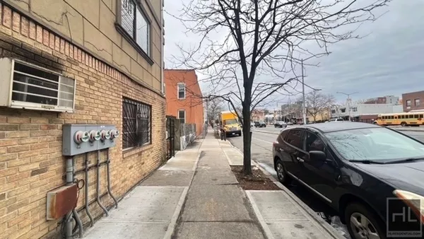 3 bedrooms apartment for rent in East New York - Brooklyn, New York