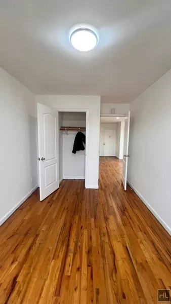 3 bedrooms apartment for rent in East New York - Brooklyn, New York