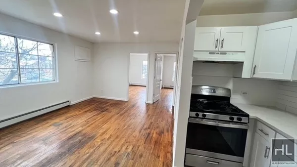 3 bedrooms apartment for rent in East New York - Brooklyn, New York