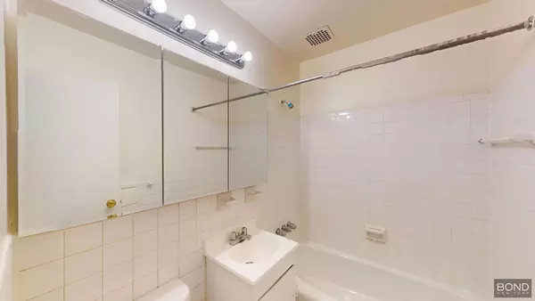 2 bedrooms apartment for rent in Upper West Side - Manhattan, New York