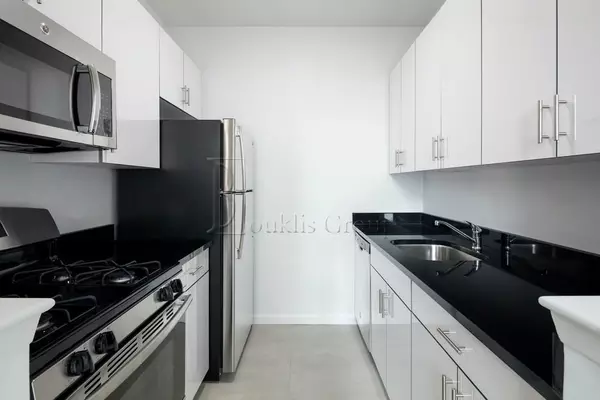 3 bedrooms apartment for rent in FiDi - Manhattan, New York