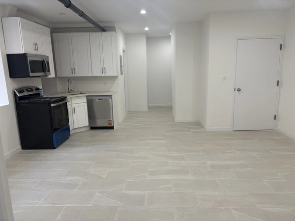 3 bedrooms apartment for rent in Washington Heights - Manhattan, New York