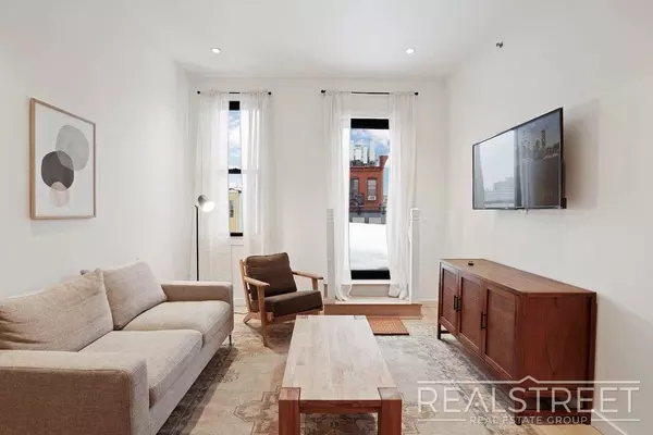 6 bedrooms apartment for rent in Bushwick - Brooklyn, New York