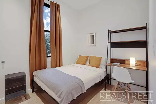 6 bedrooms apartment for rent in Bushwick - Brooklyn, New York