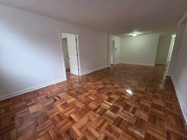 2 bedrooms apartment for rent in Flushing - Queens, New York
