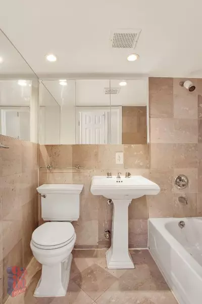 2 bedrooms apartment for rent in East Village - Manhattan, New York