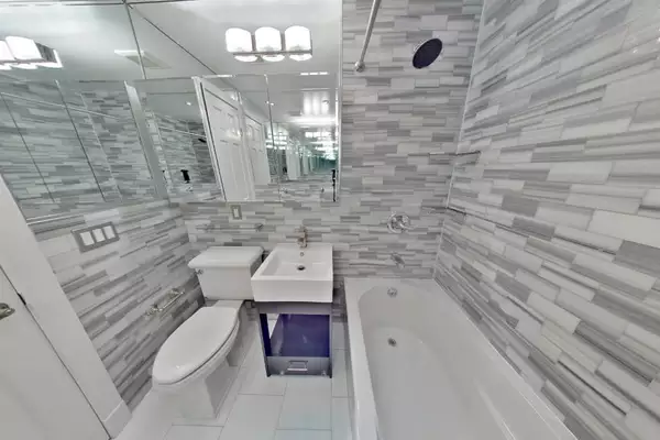 3 bedrooms apartment for rent in Upper East Side - Manhattan, New York