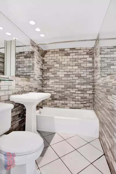 3 bedrooms apartment for rent in Upper East Side - Manhattan, New York