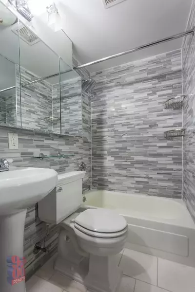 2 bedrooms apartment for rent in East Village - Manhattan, New York