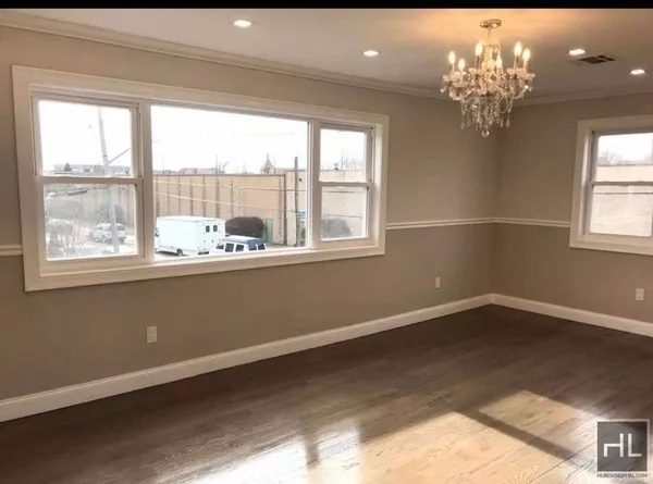 3 bedrooms apartment for rent in The Rockaways - Queens, New York