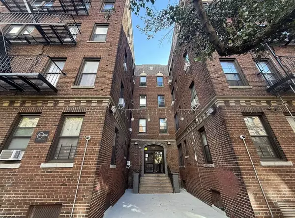 2 bedrooms apartment for rent in Sunnyside - Queens, New York