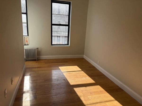3 bedrooms apartment for rent in Washington Heights - Manhattan, New York