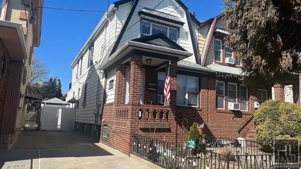 2 bedrooms apartment for rent in Flatlands - Brooklyn, New York