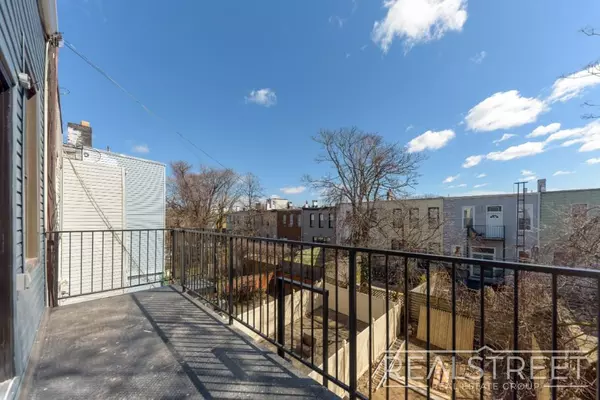 4 bedrooms apartment for rent in Bushwick - Brooklyn, New York