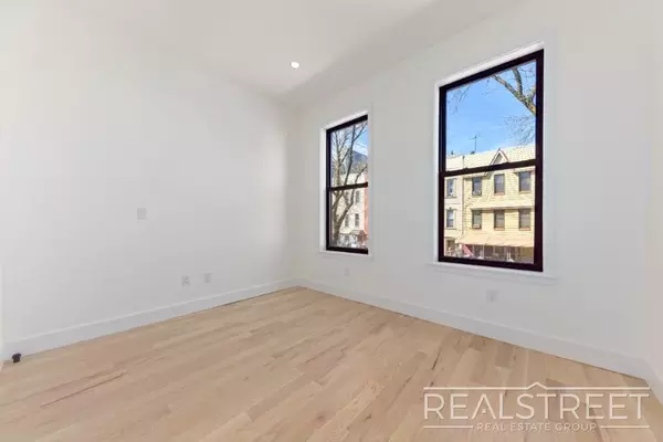 4 bedrooms apartment for rent in Bushwick - Brooklyn, New York