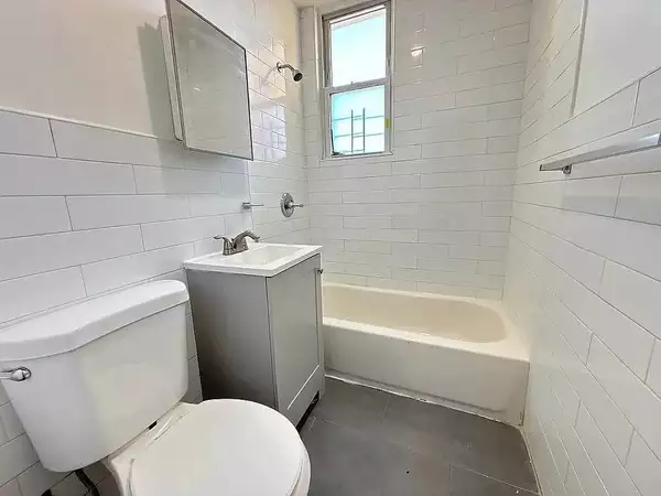 3 bedrooms apartment for rent in Soundview - The Bronx, New York