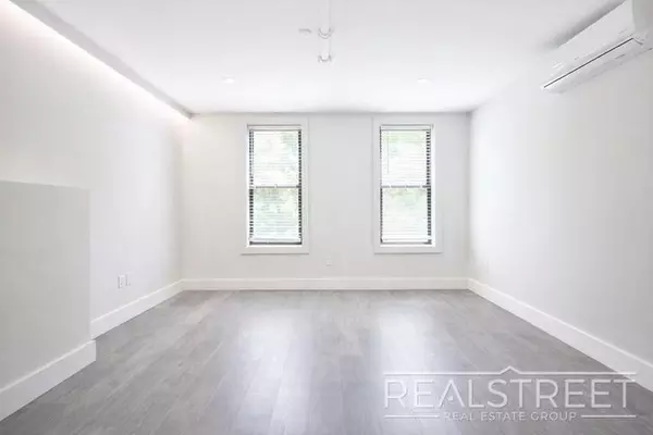 Studio Apartment for rent in Crown Heights - Brooklyn, New York