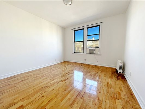 3 bedrooms apartment for rent in Washington Heights - Manhattan, New York