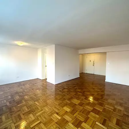 Studio Apartment for rent in Flushing - Queens, New York