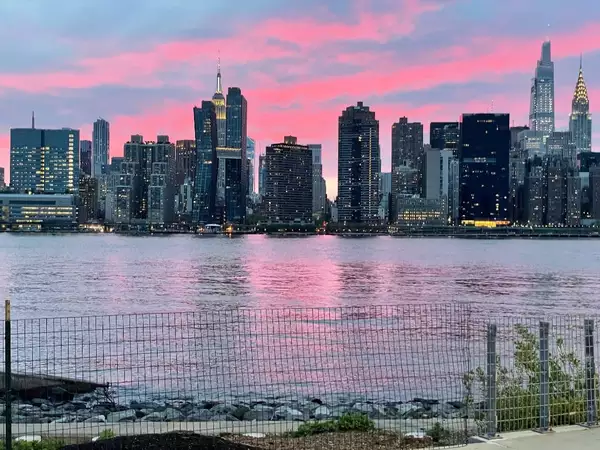 2 bedrooms apartment for rent in LIC - Queens, New York