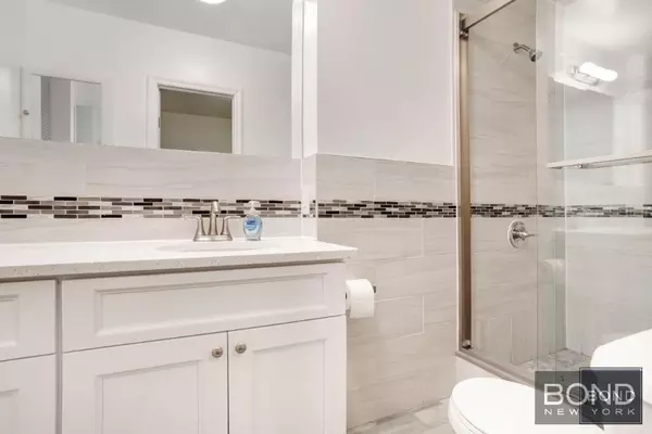 4 bedrooms apartment for rent in Midtown West - Manhattan, New York