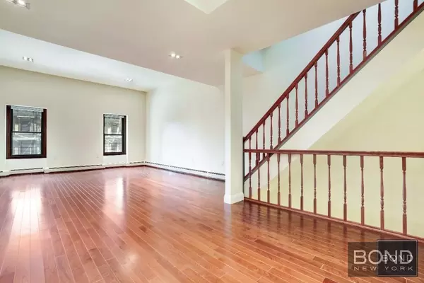 4 bedrooms apartment for rent in Midtown West - Manhattan, New York