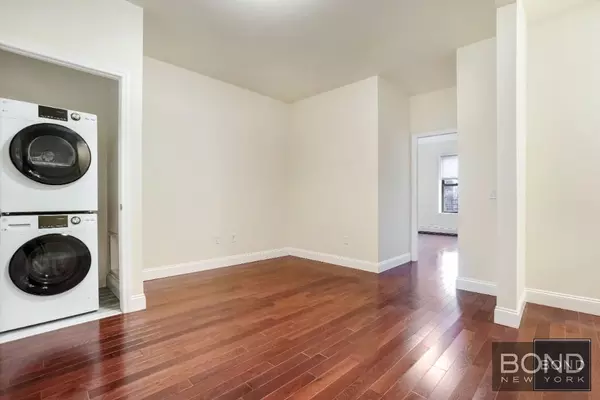 4 bedrooms apartment for rent in Midtown West - Manhattan, New York