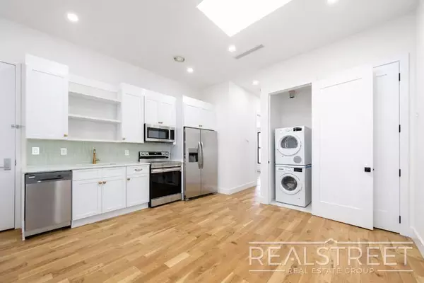4 bedrooms apartment for rent in Bushwick - Brooklyn, New York