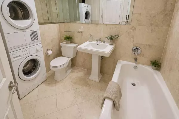 2 bedrooms apartment for rent in East Village - Manhattan, New York