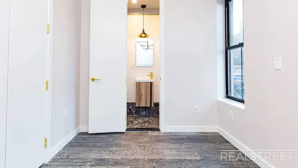 3 bedrooms apartment for rent in Williamsburg - Brooklyn, New York