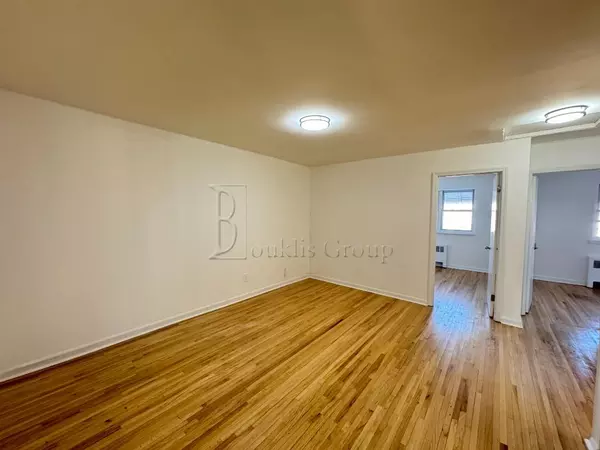 4 bedrooms apartment for rent in Throgs Neck - The Bronx, New York