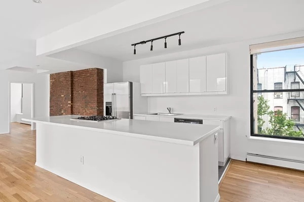 3 bedrooms apartment for rent in East Village - Manhattan, New York