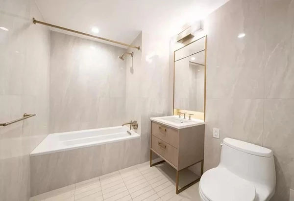 2 bedrooms apartment for rent in LIC - Queens, New York