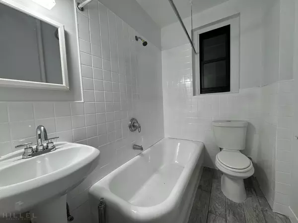 2 bedrooms apartment for rent in Flushing - Queens, New York