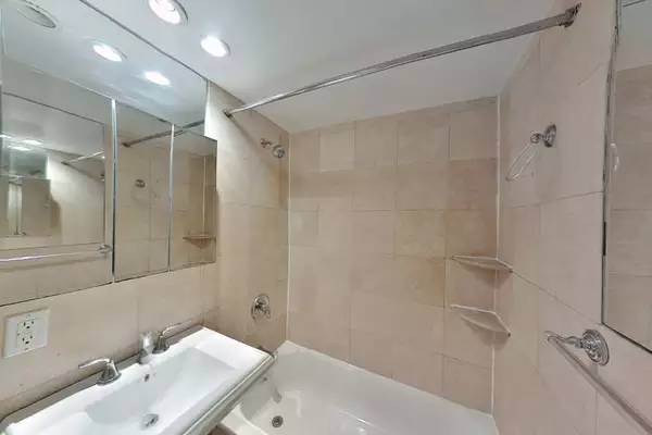 3 bedrooms apartment for rent in Upper East Side - Manhattan, New York