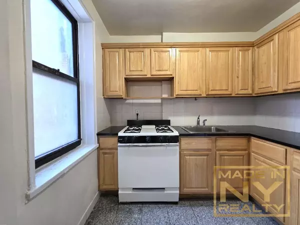 2 bedrooms apartment for rent in Rego Park - Queens, New York