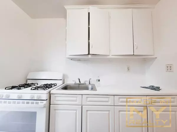 1 bedroom apartment for rent in Jamaica Hills - Queens, New York