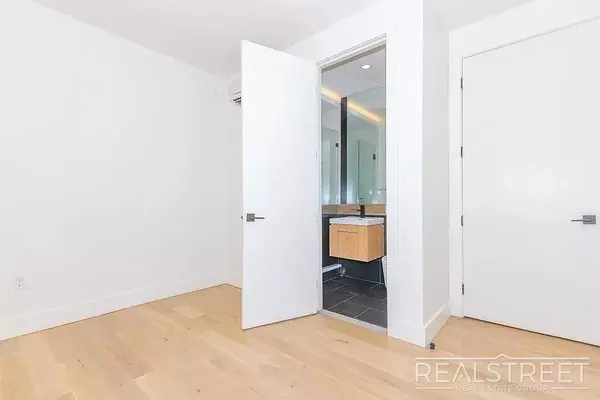 3 bedrooms apartment for rent in Williamsburg - Brooklyn, New York