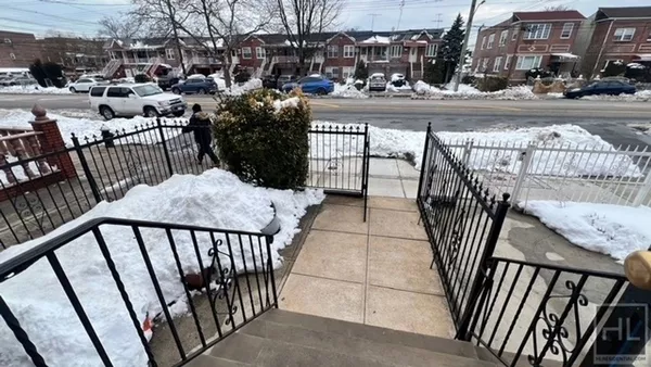 3 bedrooms apartment for rent in Canarsie - Brooklyn, New York