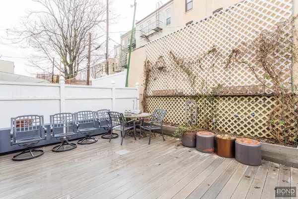 2 bedrooms apartment for rent in Ridgewood - Queens, New York