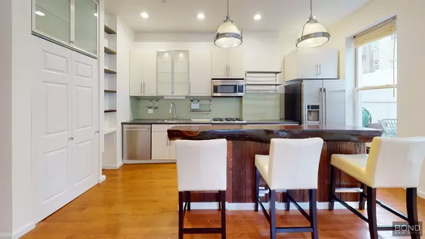 2 bedrooms apartment for rent in Ridgewood - Queens, New York