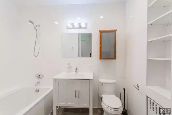 2 bedrooms apartment for rent in Ridgewood - Queens, New York