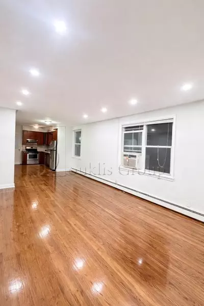 3 bedrooms apartment for rent in The Bronx - The Bronx, New York