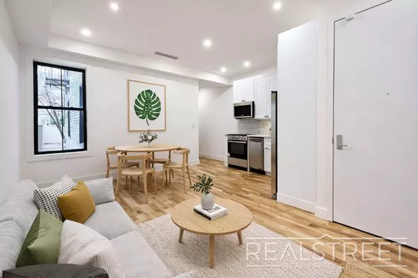 3 bedrooms apartment for rent in Downtown Brooklyn - Brooklyn, New York
