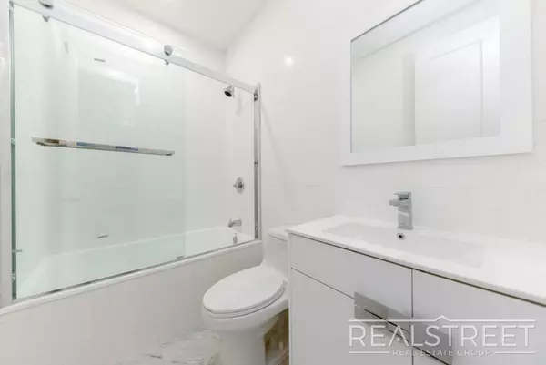 3 bedrooms apartment for rent in Bushwick - Brooklyn, New York