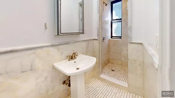 2 bedrooms apartment for rent in Upper East Side - Manhattan, New York