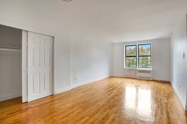 Studio Apartment for rent in Throgs Neck - The Bronx, New York
